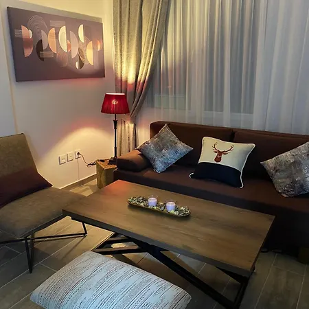 Your New, Comfortable And Cozy In The Center Lägenhet Seferihisar