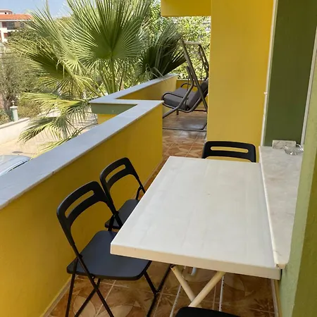 Your New, Comfortable And Cozy In The Center * Seferihisar