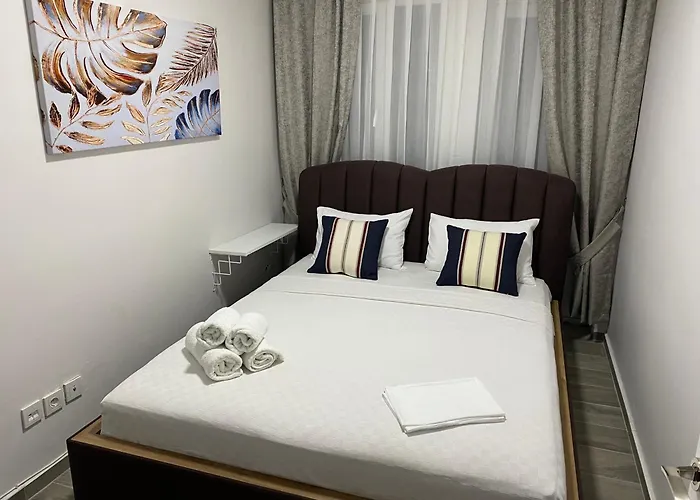 Your New, Comfortable And Cozy In The Center Apartament Seferihisar